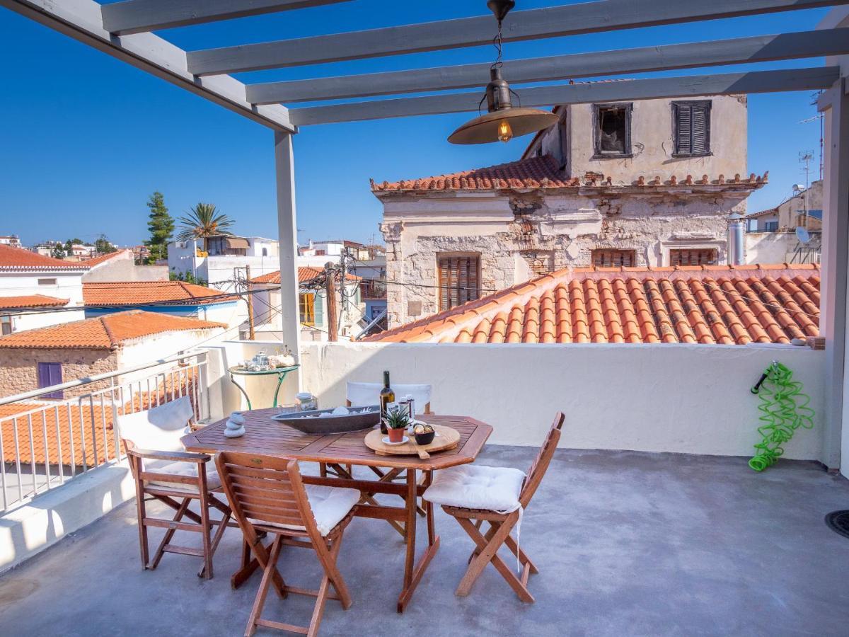 Apartmán The Roof - Flat Sea View In Aegina Town Exteriér fotografie