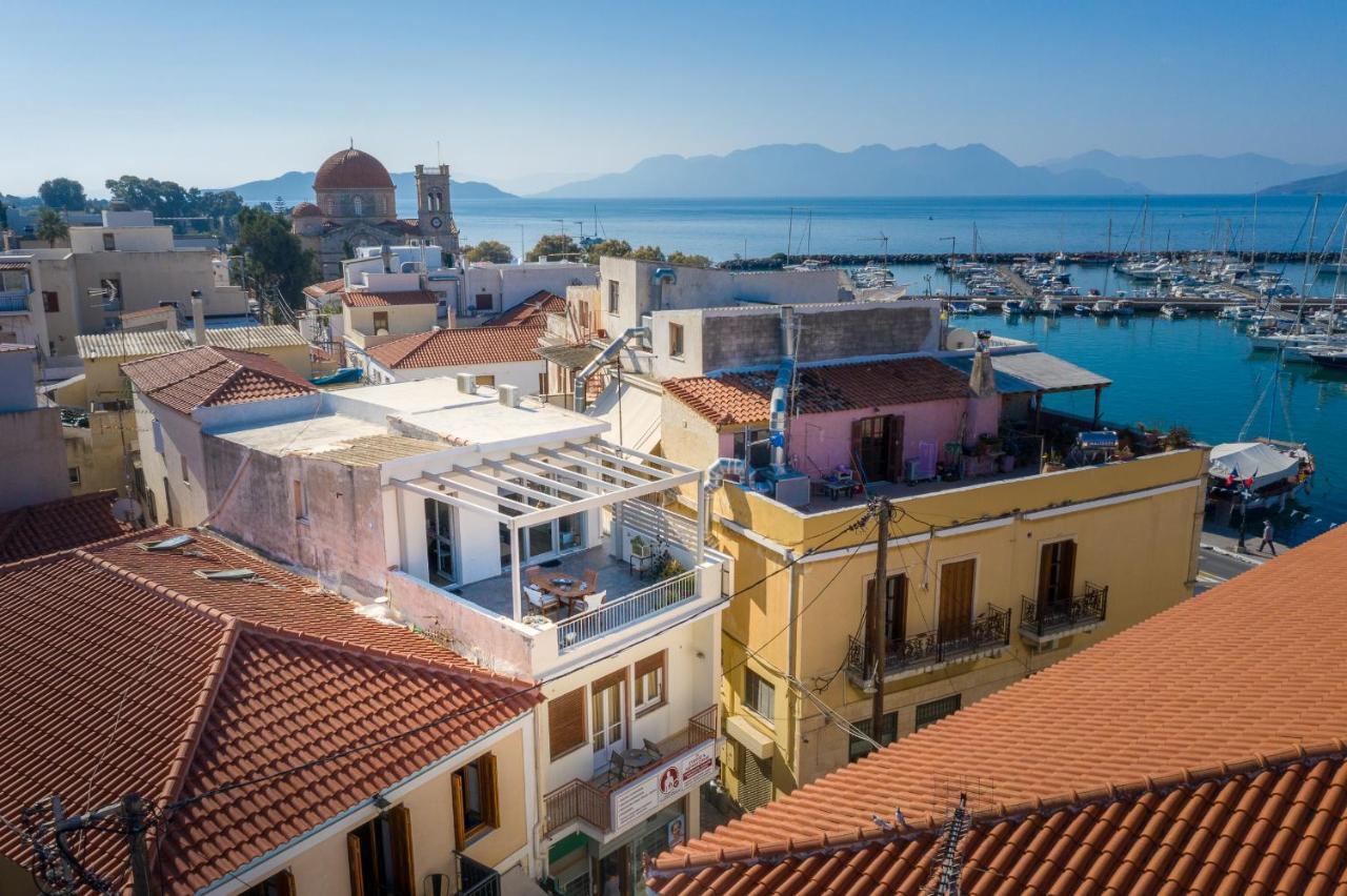Apartmán The Roof - Flat Sea View In Aegina Town Exteriér fotografie